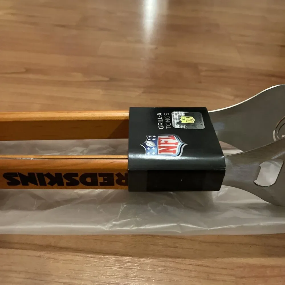 NFL grill tongs